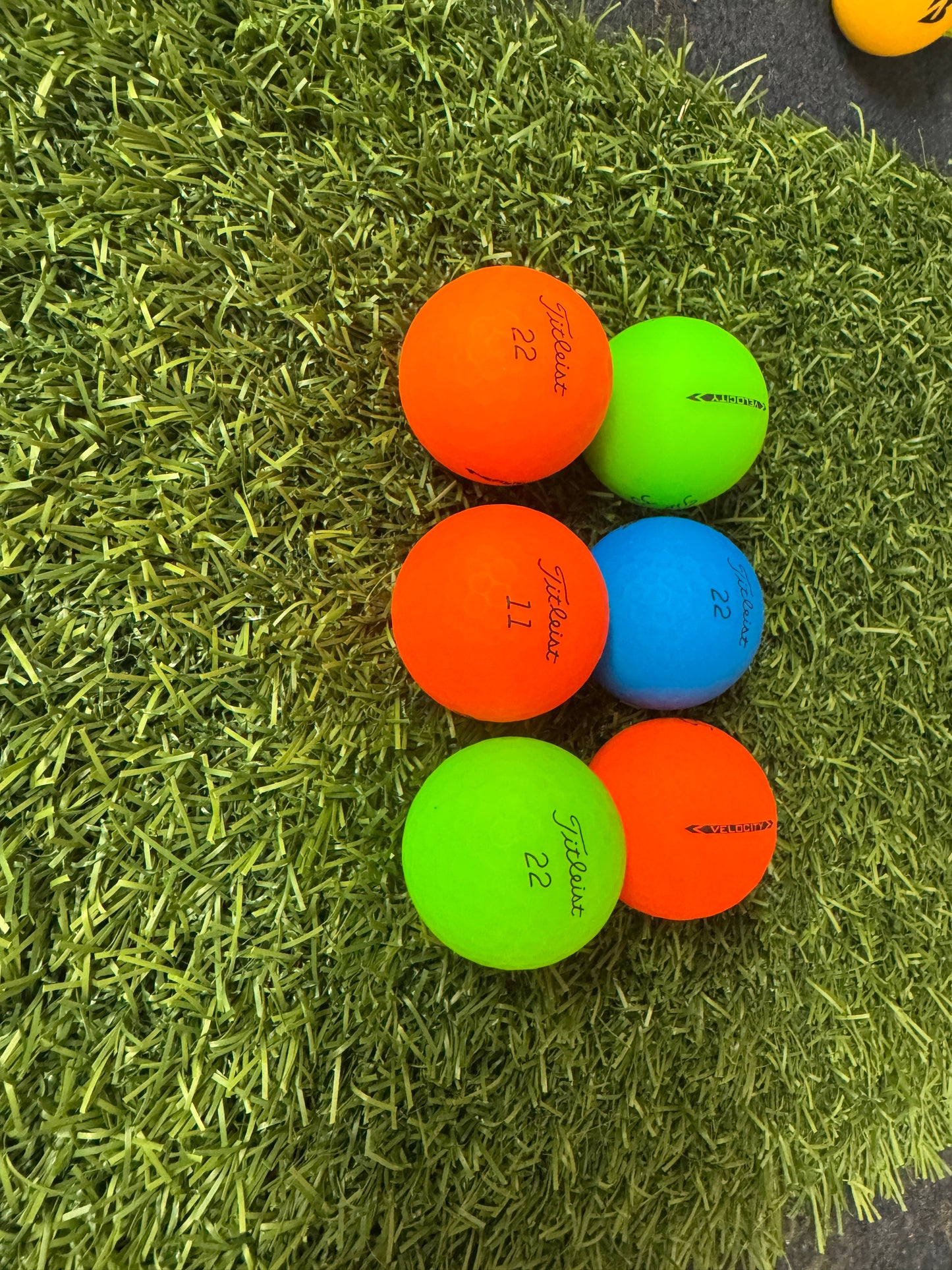 Titleist Velocity Matte Mix